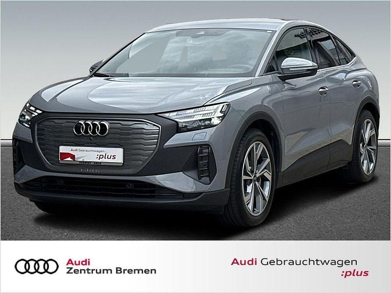Grau Gebraucht 2025 Audi Q4 Sportback e-tron Performance SUV | 48.840 € (Fairer Preis) - Bild 1/4