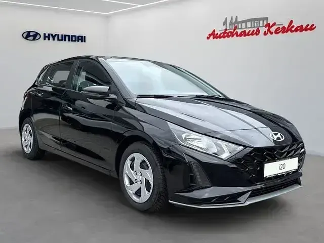 Gebraucht Hyundai i20 Select 101 PS (74 kW) 2025 Other Kleinwagen