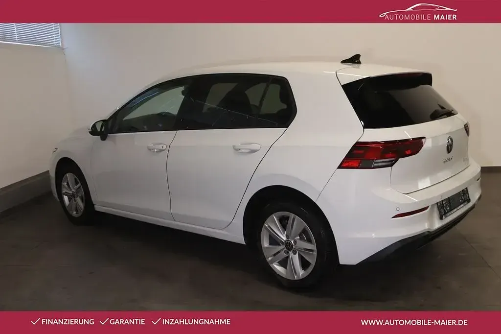 Gebraucht VW Golf VIII Life 116 PS (85 kW) 2023 Pure white Limousine