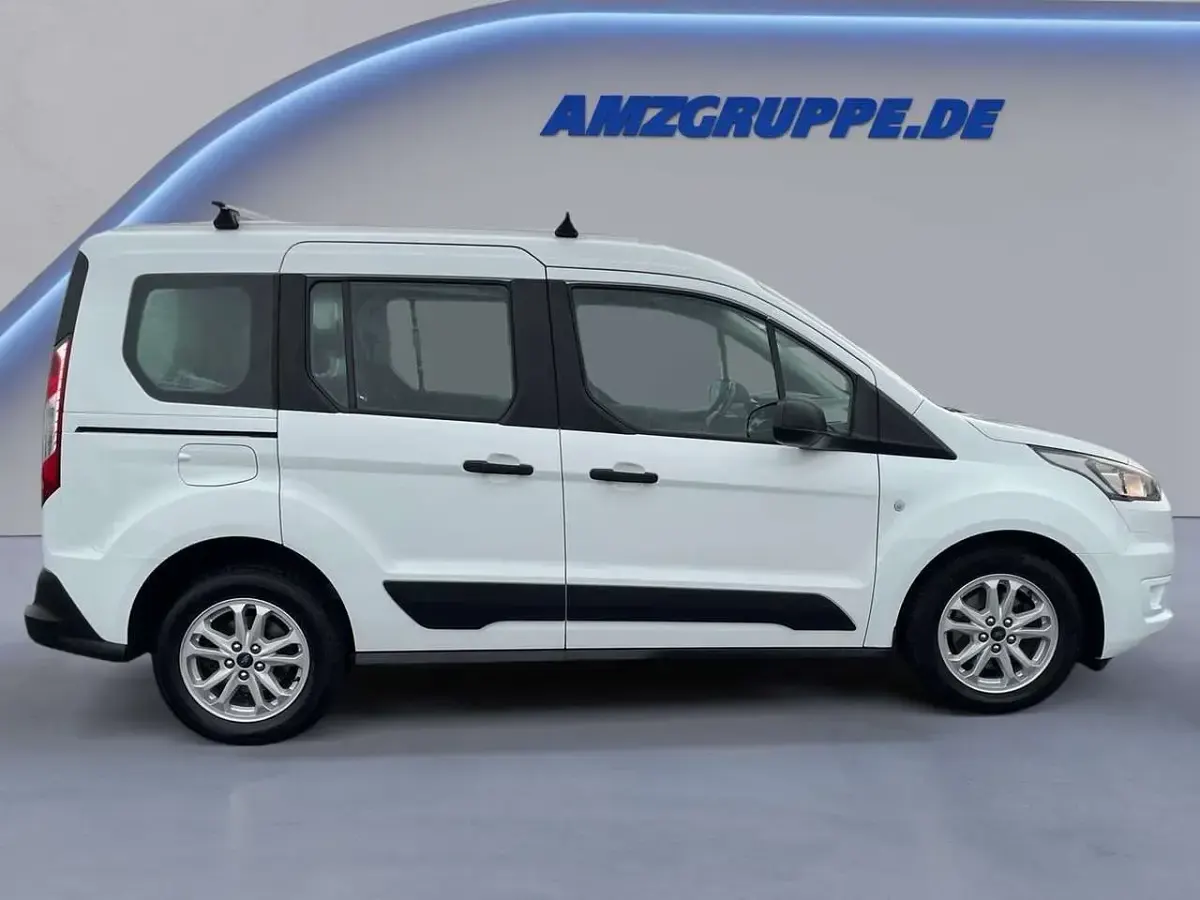 Gebraucht Ford Tourneo Connect Trend 101 PS (74 kW) 2020 Frostweiß (uni) Van / Kleinbus