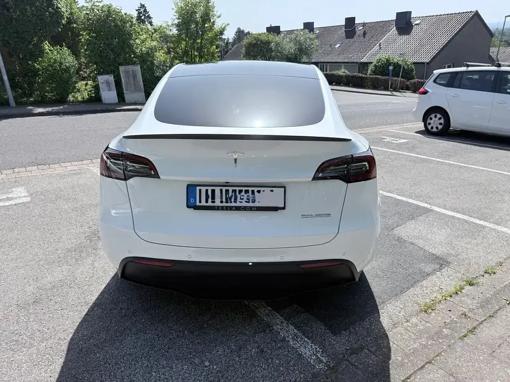 Gebraucht Tesla Model Y Performance 392 kW (533 PS) 2022 Weiß SUV