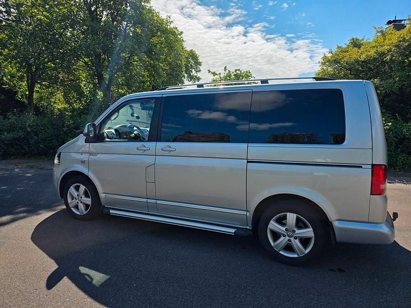 Silber Gebraucht 2010 VW Multivan Van | 20.250 € (Fairer Preis) - Bild 1/4