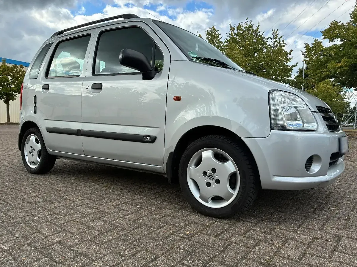 Gebraucht Suzuki Wagon R 94 PS (69 kW) 2004 Silber Van / Kleinbus