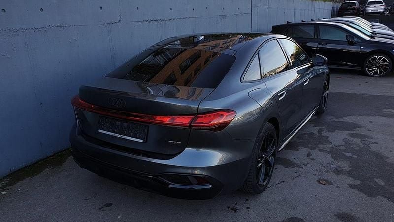 Gebraucht Audi A5 S-Line 204 PS (150 kW) 2025 Grau Limousine