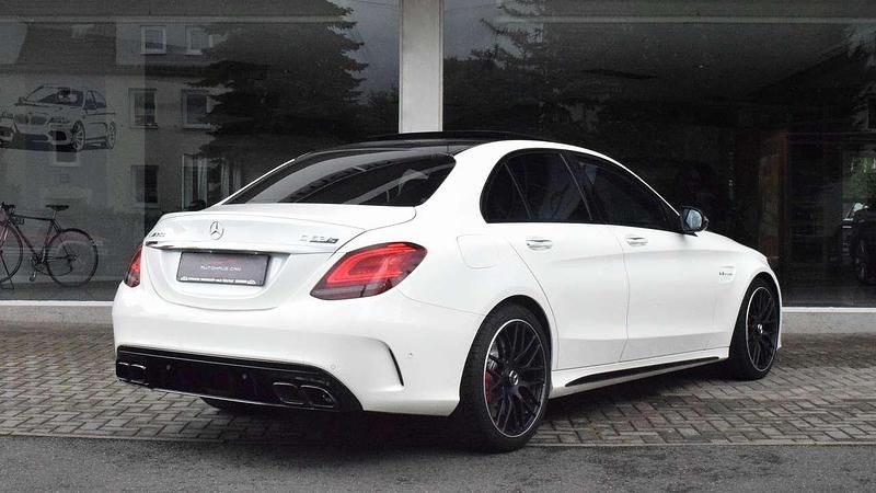 Gebraucht Mercedes C63 AMG AMG 510 PS (375 kW) 2019 Designo diamant bright Limousine