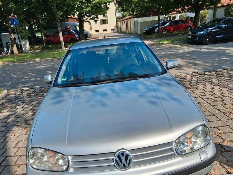 Grau Gebraucht 2003 VW Golf IV Basis Limousine | 3.600 € (Etwas zu teuer) - Bild 1/4