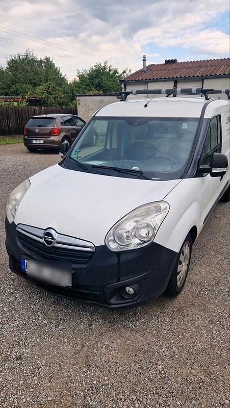 Weiß Gebraucht 2013 Opel Combo Van / Kleinbus | 5.500 € (Guter Preis) - Bild 1/4