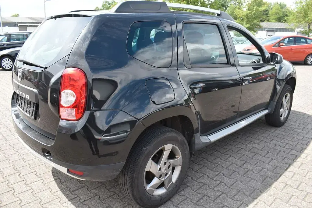 Gebraucht Dacia Duster Lauréate 105 PS (77 kW) 2013 Schwarz SUV