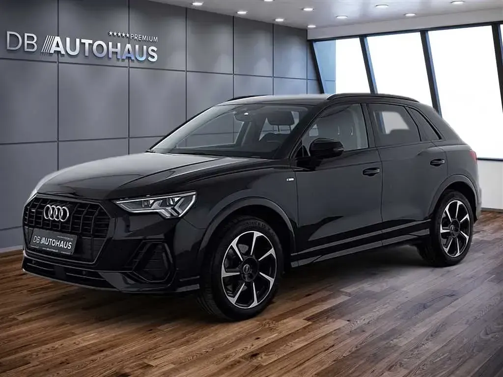 Gebraucht Audi Q3 S-Line 245 PS (180 kW) 2024 SUV