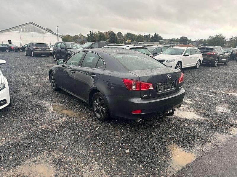 Gebraucht Lexus IS250 208 PS (152 kW) 2011 Grau Limousine