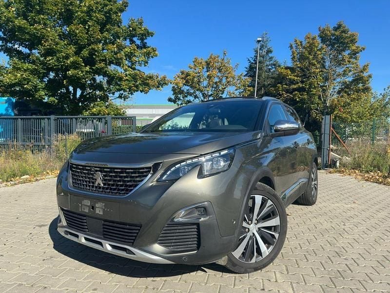 Grau Gebraucht 2019 Peugeot 3008 GT SUV | 17.999 € (Guter Preis) - Bild 1/4