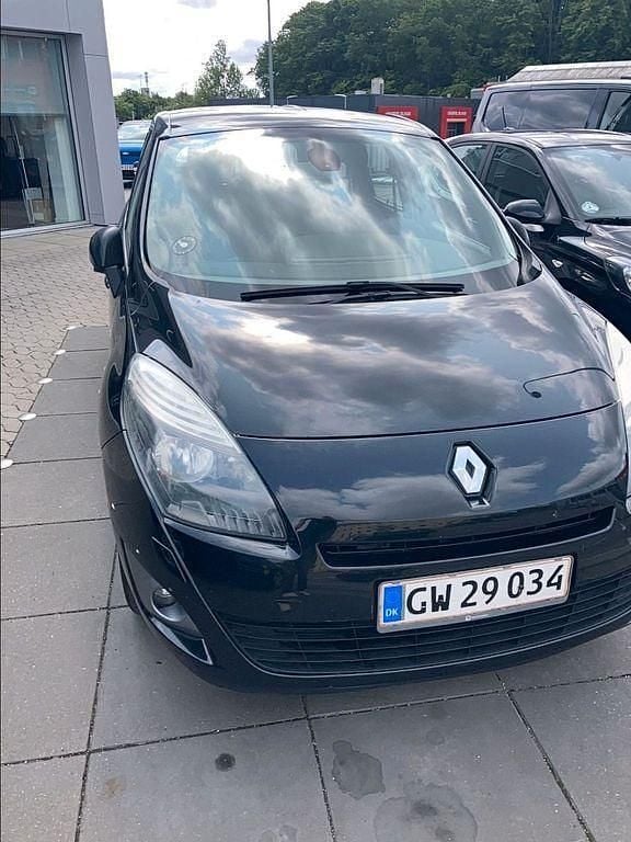Schwarz Gebraucht 2011 Renault Grand Scénic III Bose Edition Van / Kleinbus | 1.100 € (Superpreis) - Bild 1/4
