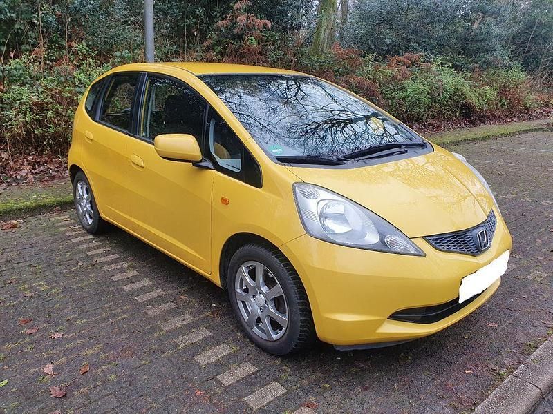 Gelb Gebraucht 2009 Honda Jazz Kleinwagen | 5.999 € (Teuer) - Bild 1/4