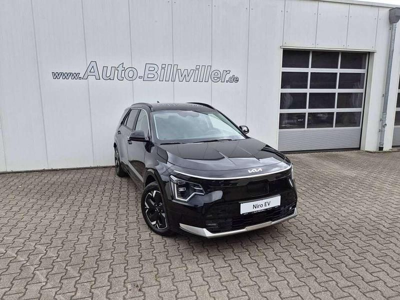 Auroraschwarz metallic Gebraucht 2025 Kia e-Niro Comfort SUV | 34.990 € (Fairer Preis) - Bild 1/4