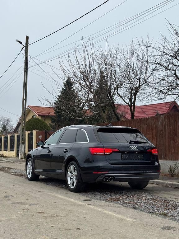 Gebraucht Audi A4 Sport 190 PS (139 kW) 2016 Beige Kombi