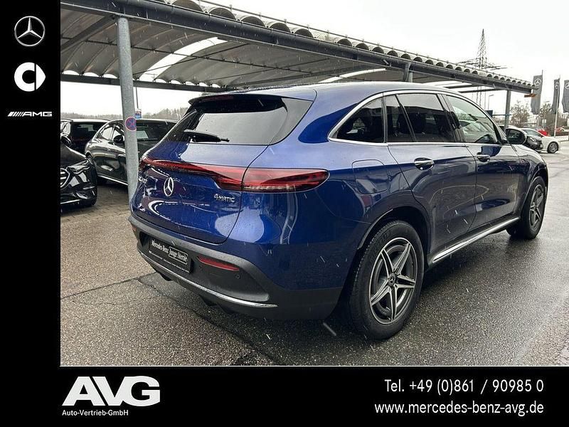 Gebraucht Mercedes EQC400 AMG 300 kW (408 PS) 2022 Blau SUV