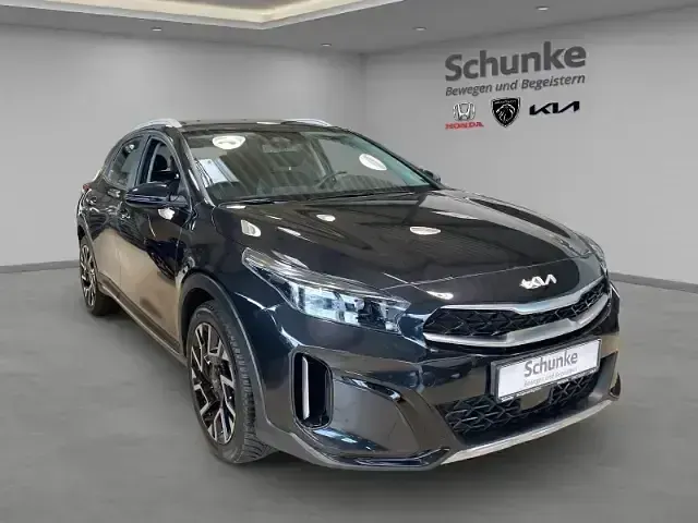 Gebraucht Kia XCeed Spirit 140 PS (102 kW) 2025 1k) zilinaschwarz met. (schwarz SUV