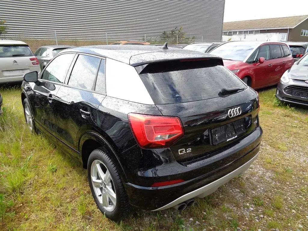 Gebraucht Audi Q2 Sport 150 PS (110 kW) 2017 Schwarz SUV