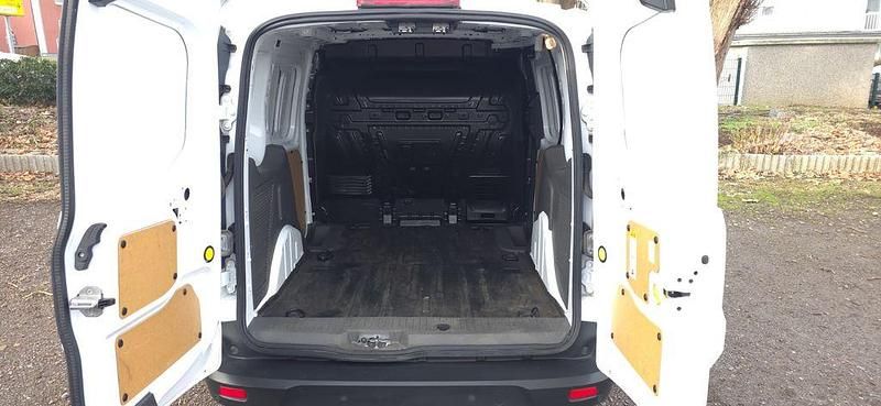 Gebraucht Ford Transit Connect 102 PS (75 kW) 2018 Weiß Van / Kleinbus