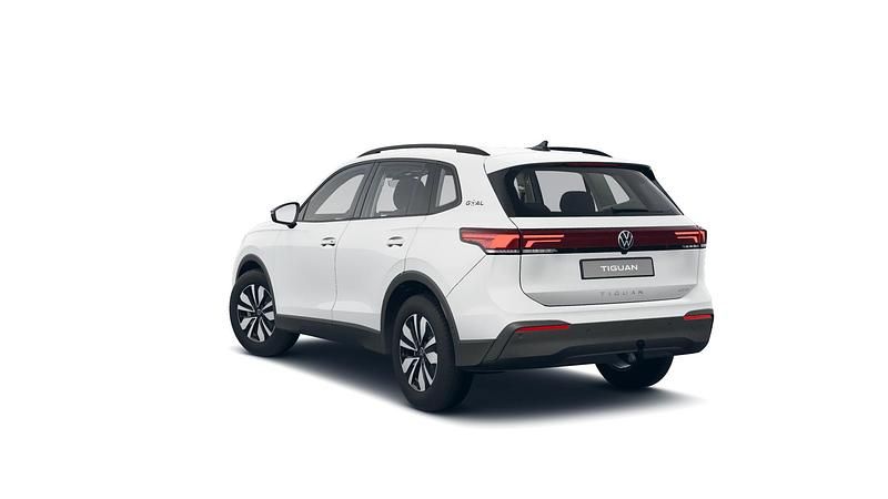 Gebraucht VW Tiguan Goal 150 PS (110 kW) 2024 Weiß SUV