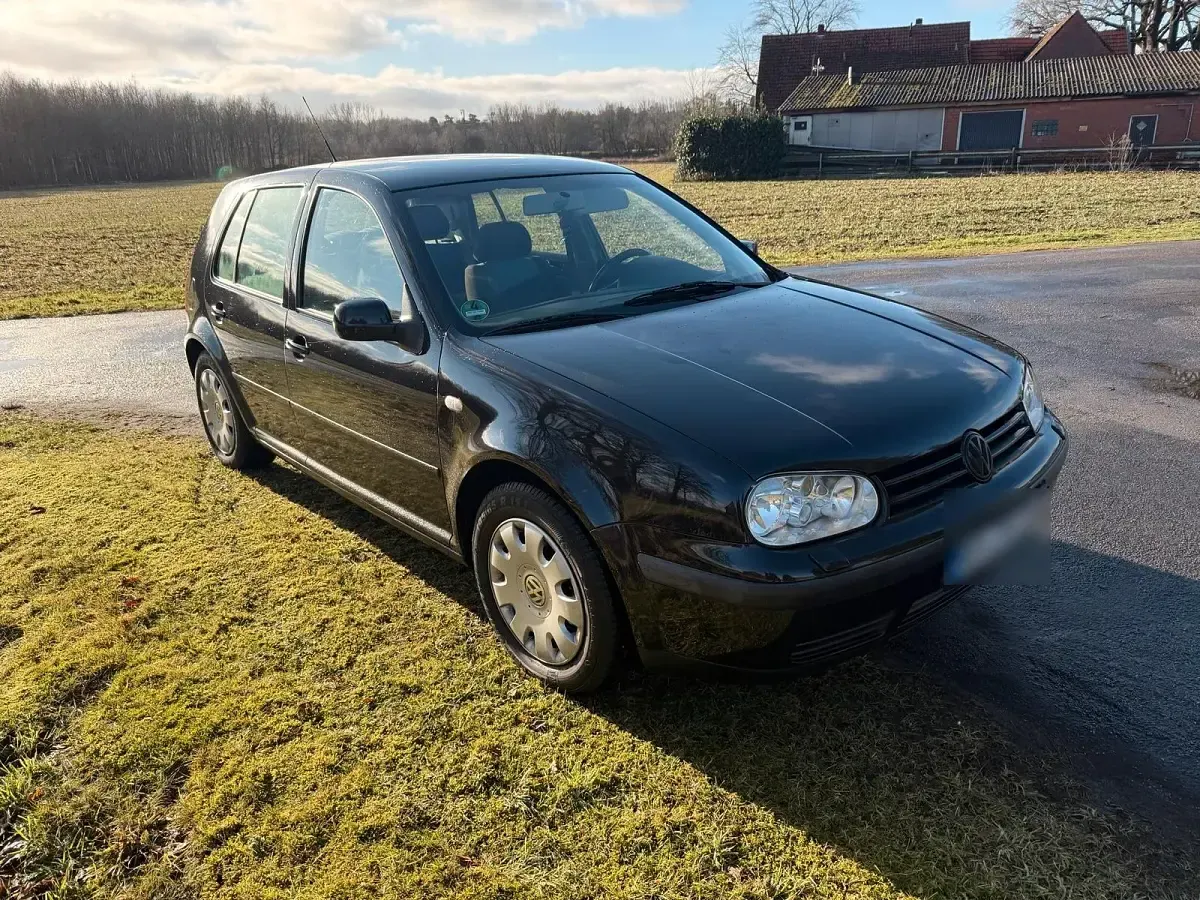 Brugt VW Golf III 90 HK (66 kW) 1999 Sort Sedan