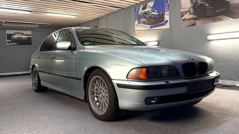 Gebraucht BMW 535 245 PS (180 kW) 1998 Blau Limousine