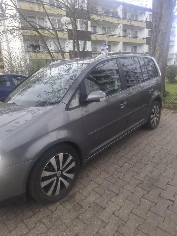 Gebraucht VW Touran 140 PS (102 kW) 2006 Grau Van / Kleinbus