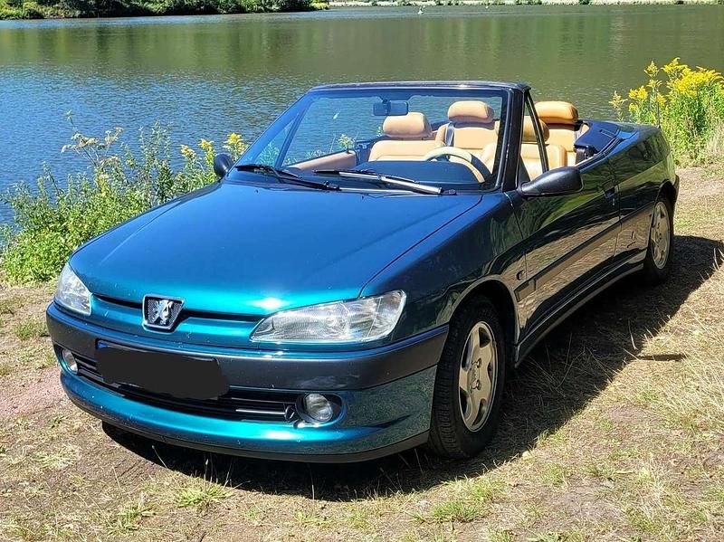 Grün Gebraucht 1998 Peugeot 306 Cabriolet Cabrio | 4.444 € - Bild 1/4