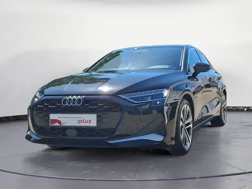Gebraucht Audi A3 Ambiente 116 PS (85 kW) 2025 Mythosschwarz metallic Limousine
