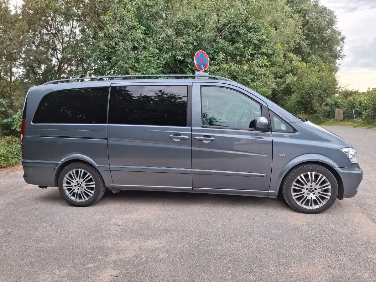 Gebraucht Mercedes Viano Edition 264 PS (194 kW) 2012 Grau Van / Kleinbus