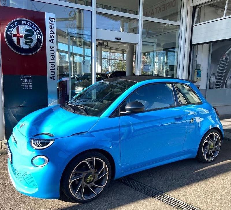 Gebraucht Abarth 500C Scorpionissima 114 kW (155 PS) 2023 Blau Cabrio