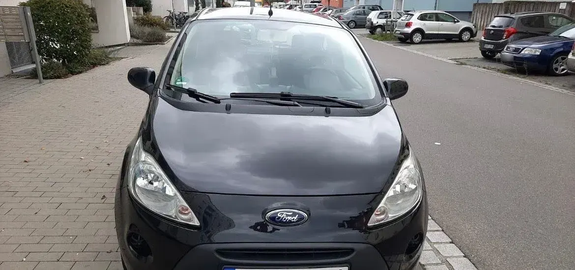 Gebraucht Ford Ka Champions Edition 69 PS (50 kW) 2013 Schwarz Kleinwagen