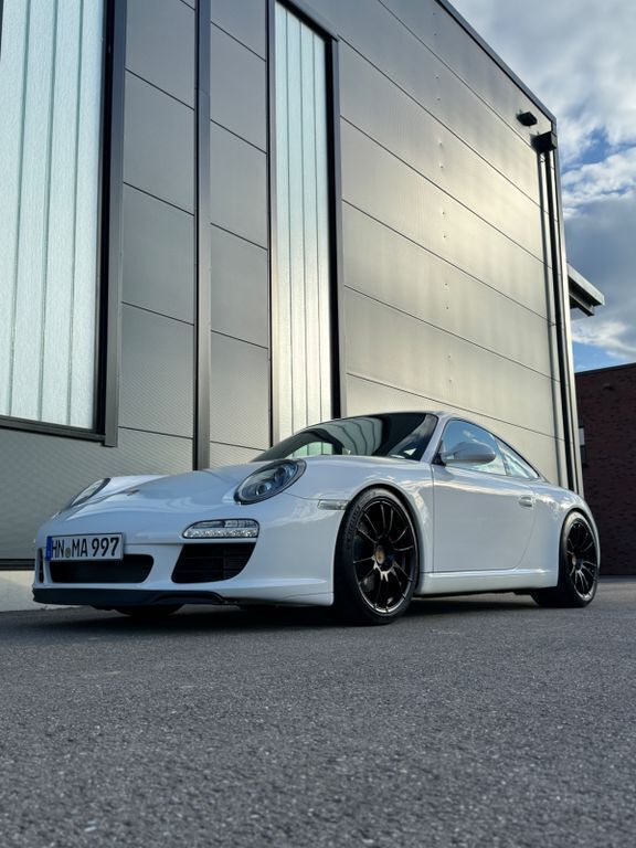 Weiß Gebraucht 2009 Porsche 911 Carrera S Coupé | 71.999 € (Etwas zu teuer) - Bild 1/4