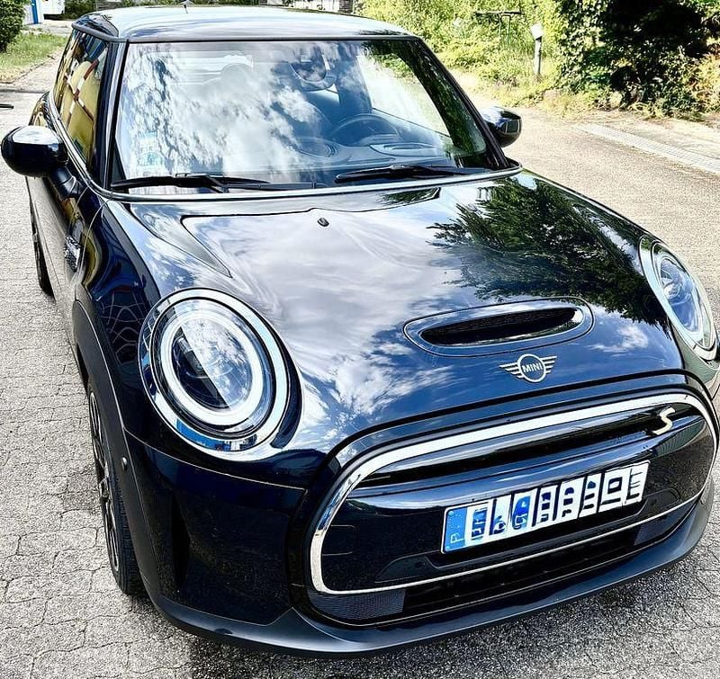 Gebraucht Mini Cooper SE 135 kW (184 PS) 2021 Schwarz Kleinwagen