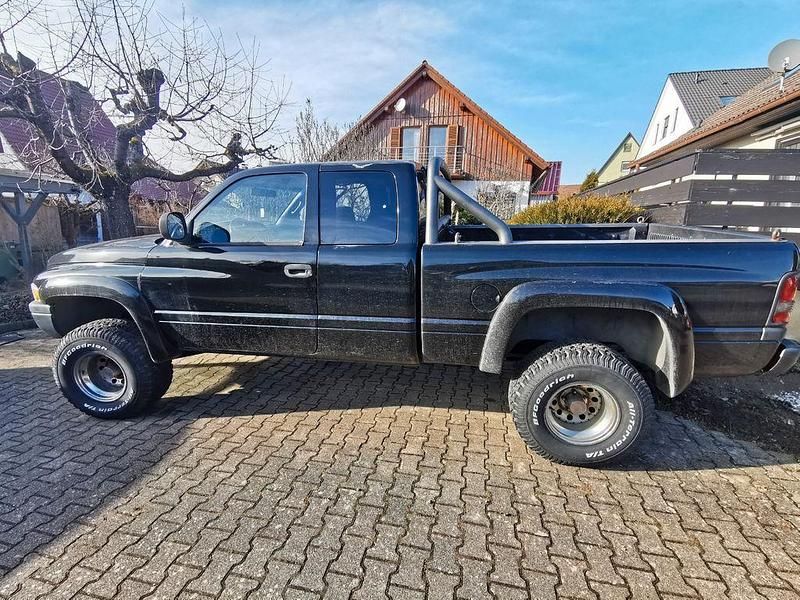 Second-hand Dodge Ram 249 CP (183 kW) 1998 Negru Pickup