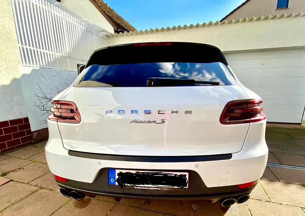 Gebraucht Porsche Macan S 258 PS (189 kW) 2017 Weiß SUV