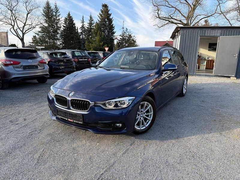 Gebraucht BMW 320 Efficient Dynamics 163 PS (119 kW) 2019 Blau Kombi