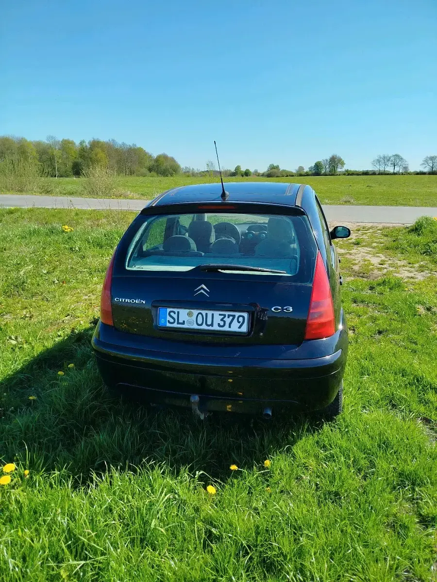 Usado Citroën C3 73 CV (53 kW) 2005 Negro Berlina