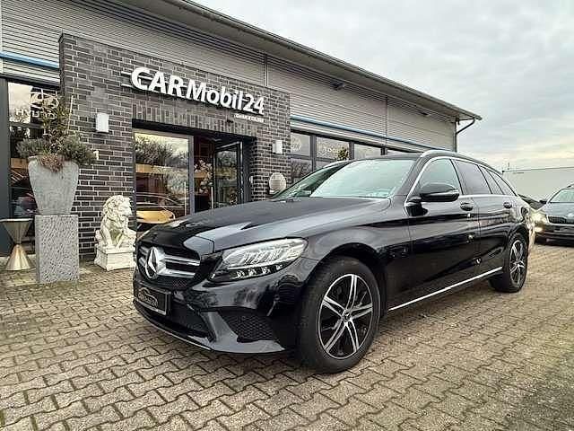 Schwarz uni Gebraucht 2020 Mercedes C220 Avantgarde Kombi | 19.900 € (Guter Preis) - Bild 1/4