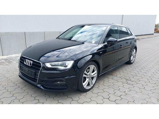 Gebraucht 2016 Audi A3 S-Line Limousine | 15.990 € - Bild 1/4