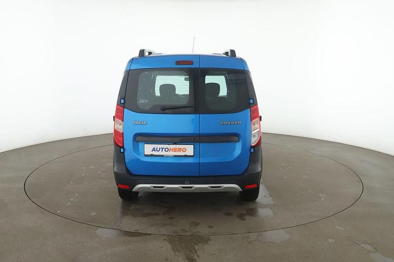 Gebraucht Dacia Dokker Stepway 102 PS (75 kW) 2018 Blau Van / Kleinbus