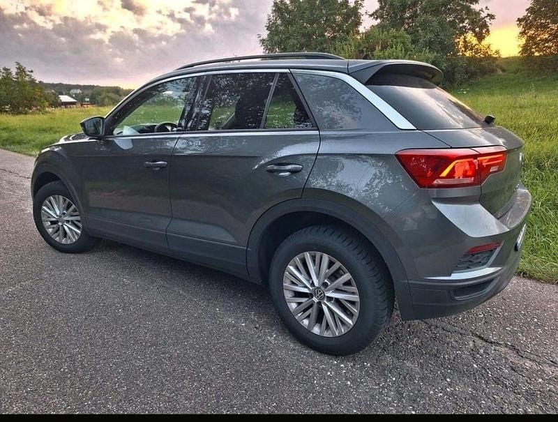Gebraucht VW T-Roc 150 PS (110 kW) 2018 Grau SUV