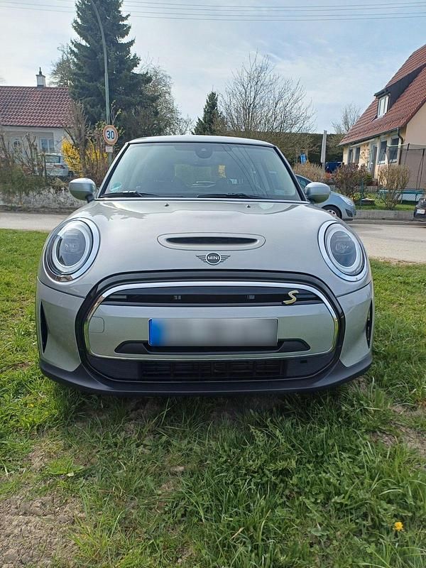 Gebraucht Mini Cooper SE 135 kW (184 PS) 2023 Grau Kleinwagen