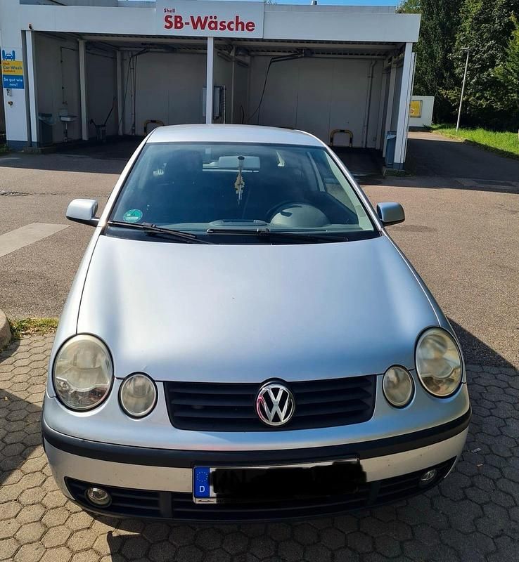 Silber Gebraucht 2002 VW Polo Kleinwagen | 350 € (Superpreis) - Bild 1/4