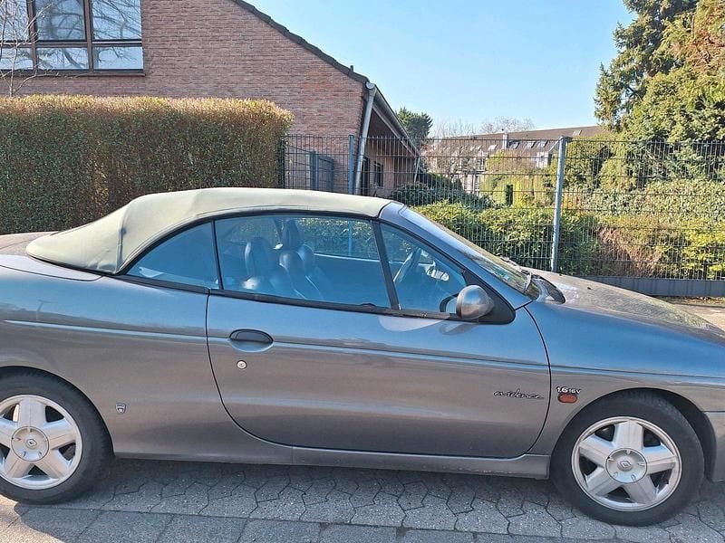Gebraucht Renault Mégane Cabriolet 107 PS (78 kW) 2000 Grau Cabrio