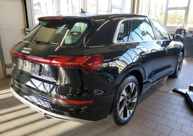 Gebraucht Audi e-tron S-Line 300 kW (408 PS) 2022 Schwarz SUV