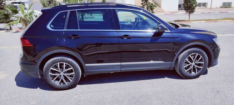 Schwarz Gebraucht 2019 VW Tiguan IQ Drive SUV | 19.000 € (Fairer Preis) - Bild 1/4