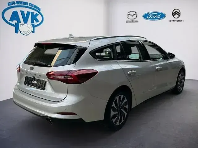 Gebraucht Ford Focus Titanium 155 PS (114 kW) 2024 Silber Limousine