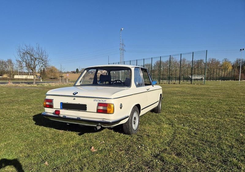 Gebraucht BMW 2002 101 PS (74 kW) 1973 Weiß Limousine