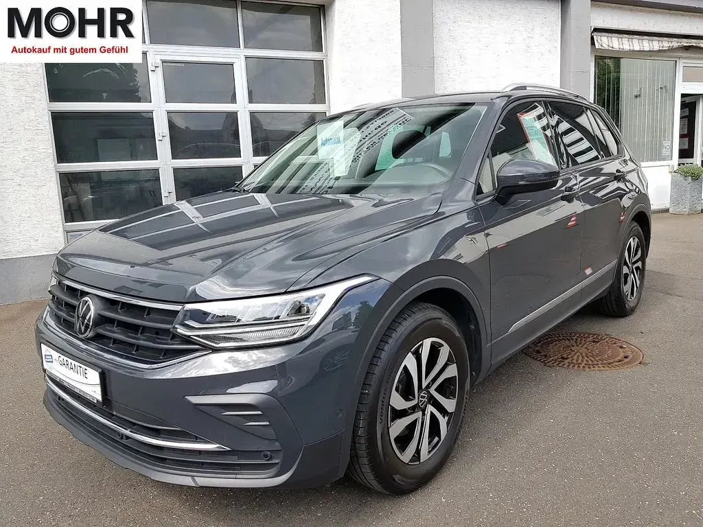 Gebraucht VW Tiguan Active 150 PS (110 kW) 2022 Grau SUV